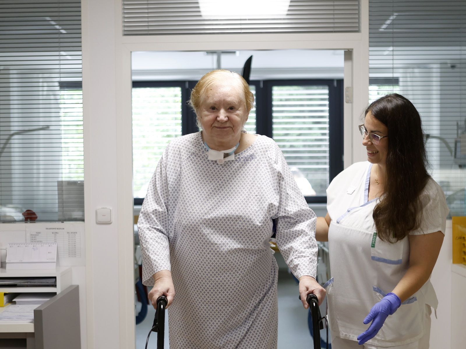 Pohybový nácvik s chodítkem a doprovodem